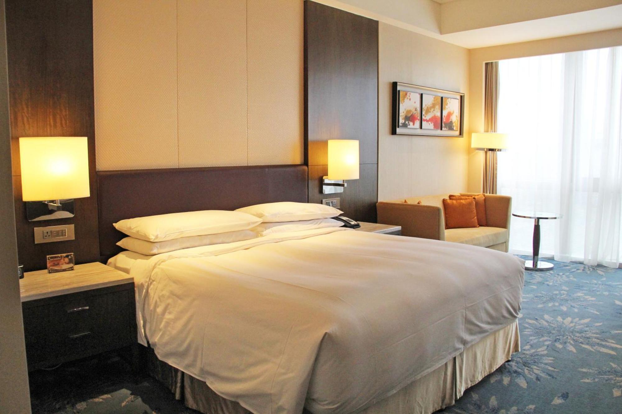 Shanghai Marriott Hotel Pudong East - Only A 30 Minute Drive From Disney Exterior foto